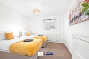 Gallery image of Spacious 4 Bedroom House Convenient Location By Trinity Stays Short Lets & Serviced Accommodation Peterborough in Peterborough
