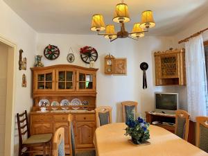 Kuchyň nebo kuchyňský kout v ubytování Apartments Volaric