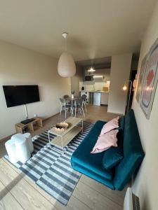 Appartement avec bacon et piscineにあるキッチンまたは簡易キッチン