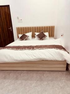 Φωτογραφία από το άλμπουμ του Shri Ram Darbar σε Ayodhya