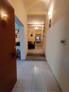 Fotografie z fotogalerie ubytování Spacious bungalow with all basic amenities v destinaci Indaur