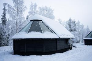 Northern Lights Village Pyhä talvel