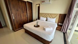 Llit o llits en una habitació de 2BHK suite, Panchgani Views, Ora Vue