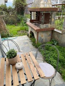 Κήπος έξω από το Serenity studio