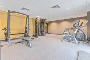 Fitness centrum a/nebo fitness zařízení v ubytování York Elegant Central Flat - Sleeps 5 - Gym