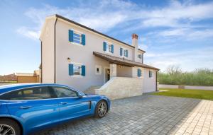 Hoone, kus villa asub