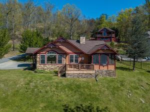 Το κτήριο όπου στεγάζεται  το σαλέ