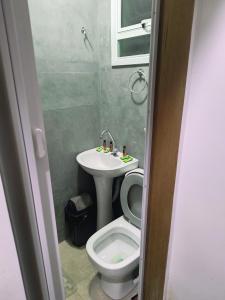 Ένα μπάνιο στο Casa em Boiçucanga - Temporada, finais de semana e feriados