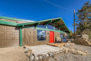 Hoone, kus puhkemaja asub