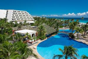 an aerial view of the resort with a large swimming pool at The Grand Oasis Cancun - All Inclusive in Cancún