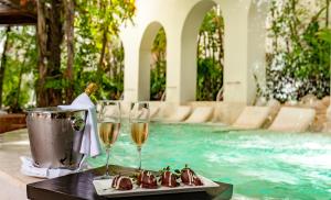 Bebidas em Oasis Palm - All Inclusive