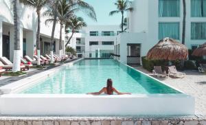 Bazén v ubytování The Sens Tulum Riviera by Oasis nebo v jeho okolí