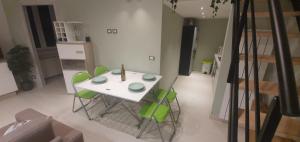 A seating area at Green House Morin - San Pietro