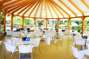 Nhà hàng/khu ăn uống khác tại Villaggio Marinella DIRETTAMENTE sul mare +43 ảnh