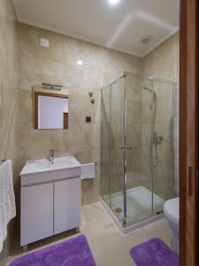 Ванная комната в Alojamento Correia