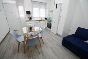 Η κουζίνα ή μικρή κουζίνα στο Modern Oasis in Vallecas +5 φωτογραφίες