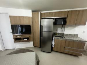 Dapur atau dapur kecil di Lindo flat ar condicionado Jardim Amália VR