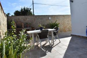 Patio alebo iná vonkajšia časť ubytovania Casa del Almendro