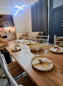 Φωτογραφία από το άλμπουμ του Central Piraeus port apartment στον Πειραιά