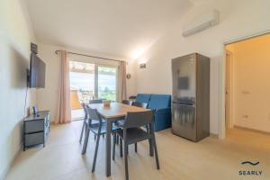 Μια τηλεόραση ή/και κέντρο ψυχαγωγίας στο Casa Mirella - By Searly