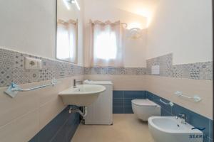 Ένα μπάνιο στο Casa Mirella - By Searly +23 φωτογραφίες