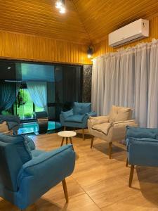 Posezení v ubytování Casa de Pedra Espaçosa na Fazenda + 67 fotografií