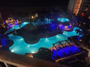 Бассейн в Beach Condo at the Shores of Panama Condos - Unit 918 или поблизости