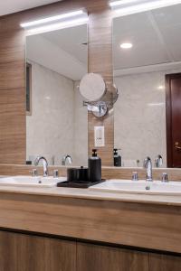 Koupelna v ubytování Nile pearl Cairo Maadi Apartment luxury