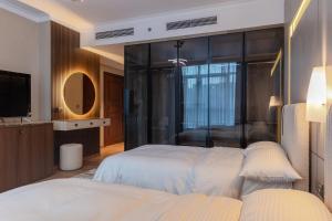 Postel nebo postele na pokoji v ubytování Nile pearl Cairo Maadi Apartment luxury