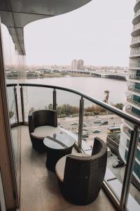 Posezení v ubytování Nile pearl Cairo Maadi Apartment luxury