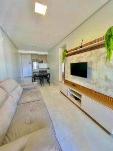 TV/trung tâm giải trí tại Icon - Conforto e Comodidade- Melhor Localização de Chapecó