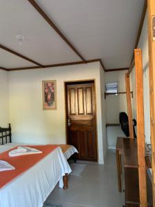 Postel nebo postele na pokoji v ubytování Suites noach beach