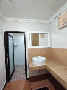 Koupelna v ubytování Hotel Bahtera PT.Pelni