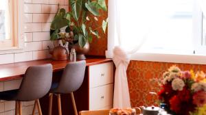 Gallery image of 41 Found - Lux Vintage Home with Outdoor Bath in Somerset