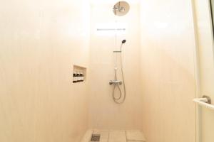 Private luxury villa with ocean view Shodoshima的一间浴室