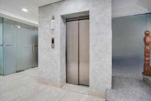 Fotografie z fotogalerie ubytování Super Townhouse Sector 63 A Noida v destinaci Noida