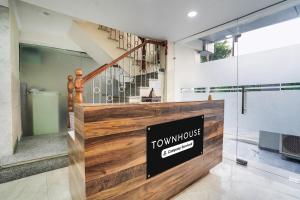 Vstupní hala nebo recepce v ubytování Super Townhouse Sector 63 A Noida
