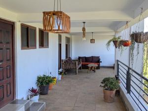 Balkón nebo terasa v ubytování Hillsgate Experience a Luxury Home in Nairobi