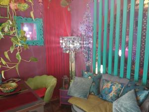 A seating area at MAISONETTE Fata Bislacca, calcata