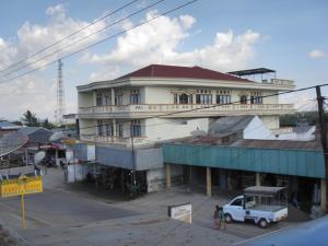 Gallery image of Dena Hotel in Soe