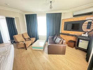 Kuchyň nebo kuchyňský kout v ubytování Amasra Ceylin Otel