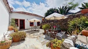 Zahrada ubytování Welcoming house with pool in San Cristóbal - 85 m²