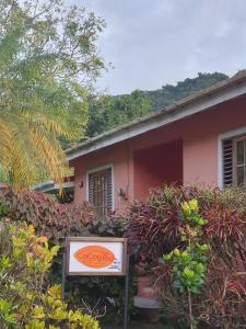 En hage utenfor cocoa pod studio