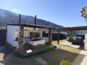 A general mountain view or a mountain view taken from the country house