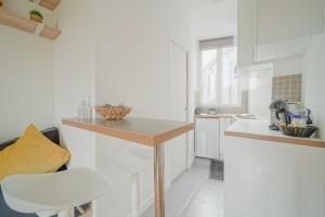 Gallery image of Charming studio near Paris in Saint-Ouen +4 photos