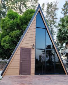 Photo de la galerie de l'établissement McQuillan's Homestay and Resort, à Chom Bung