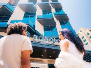 Os clientes hospedados em Adagio Premium The Palm