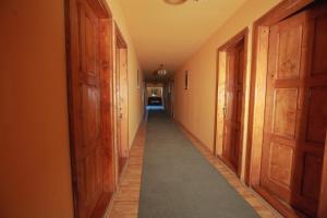 Galeriebild der Unterkunft Hostel Cora in Haţeg + 8 Fotos