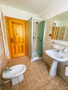 Baðherbergi á B&B Il Paradiso Mozzio
