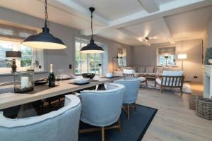 Et opholdsområde på Hausteil Üüs Droom Hüs, Tinnum, Sylt